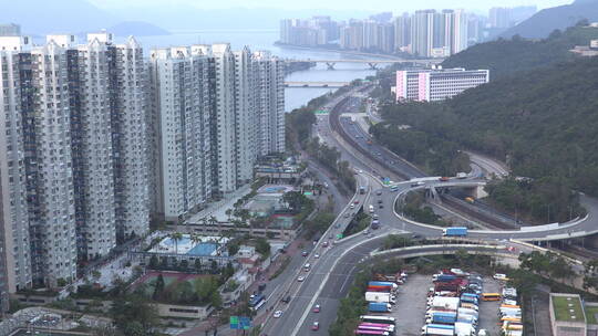航拍高空俯瞰香港楼群及公路