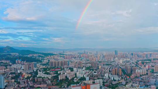 城市雨后彩虹航拍