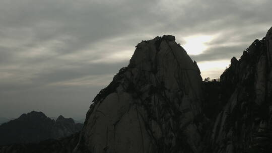 旅游景区 安徽黄山山顶风景 青狮石视频素材模板下载