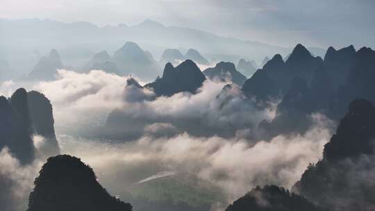 桂林漓江云海 烟雨漓江