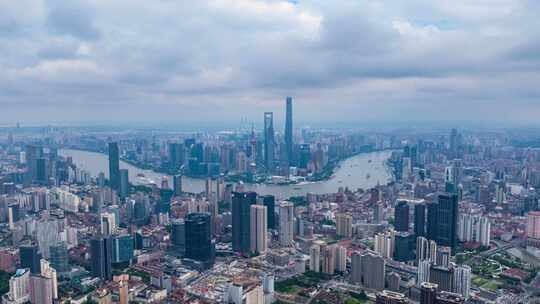 上海陆家嘴台风暴风雨来临前航拍延时