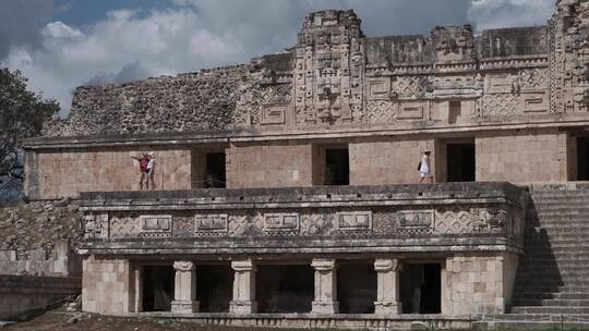 墨西哥奇琴伊察玛雅金字塔名胜游客地拍视频素材模板下载