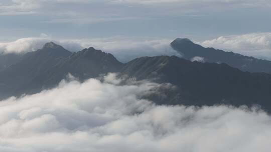 森林湖泊云海山川山脉云雾缭绕 青山绿水