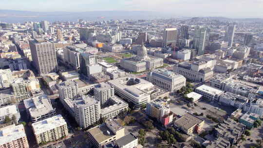 加州旧金山市政厅、法院、歌剧院、赫布斯特