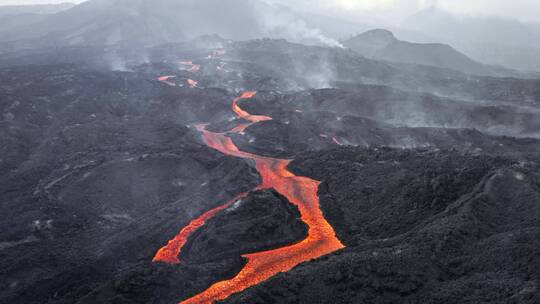 航拍火山活动 岩浆流动