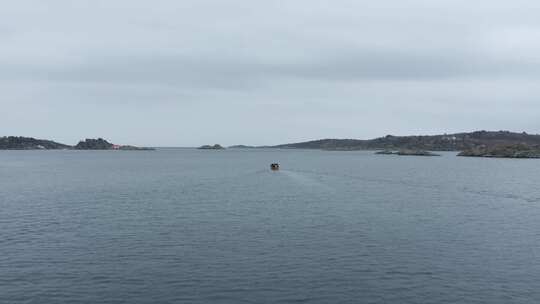 挪威水域的旧木船视频素材模板下载