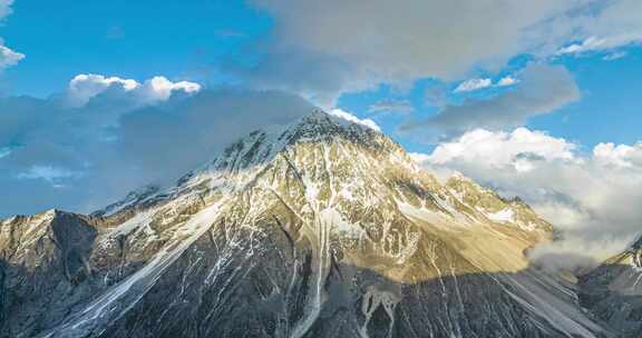 川西雅拉雪山延时摄影航拍云海流云穿云