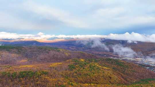 航拍大兴安岭秋季山林