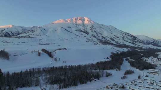 新疆北疆阿勒泰喀纳斯冬季雪景童话世界航拍