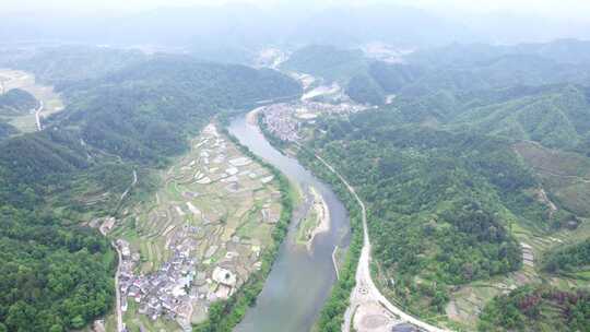 贵州台江县施洞镇清水江乡村河流仰阿莎湖