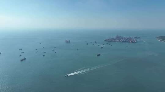 大海轮船海洋货船航拍深圳前海湾港口码头