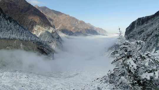 冬季海螺沟冰川森林公园雾凇雪景云海航拍