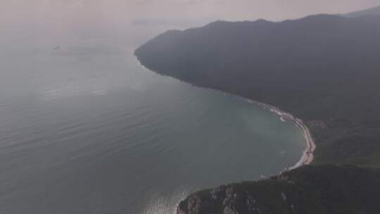 深圳大鹏城杨梅坑海岸礁石航拍视频素材模板下载