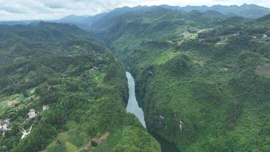 大山大河全景航拍