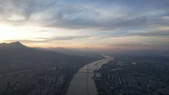 福建福州城市清晨闽江日出航拍