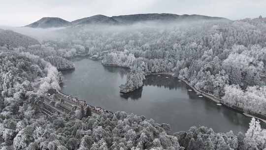 庐山如琴湖雪景雾凇云海大气航拍视频素材模板下载