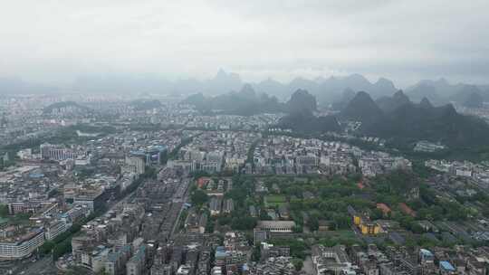 广西桂林城市风光航拍桂林清晨烟雨桂林