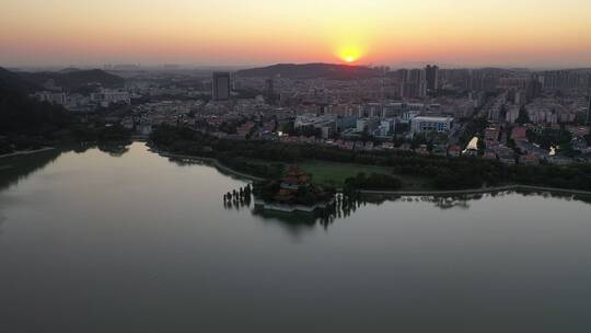 广东省佛山市顺峰山公园日落航拍