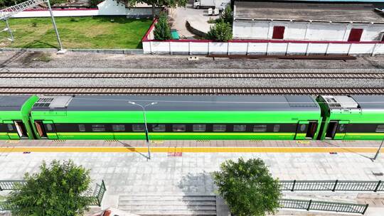 航拍绿巨人高铁火车视频素材模板下载