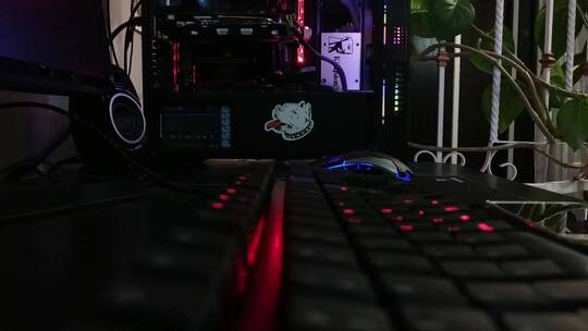 发光电脑键盘