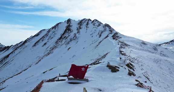 红军翻越的第一座雪山川西小金夹金山