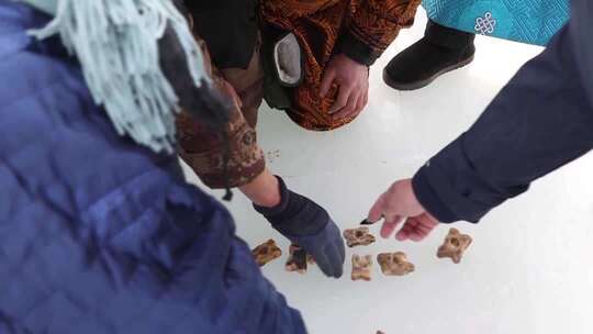 蒙古族冬季冰上运动滑冰