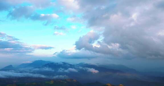 云南自然风光大山山上景观高山峡谷