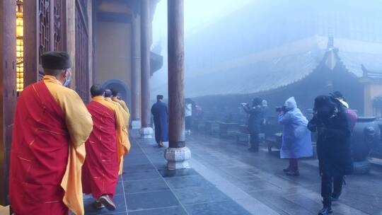 安徽九华山祗园禅寺雾景视频素材