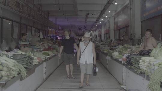 菜市场农贸市场街头行人顾客视频素材模板下载