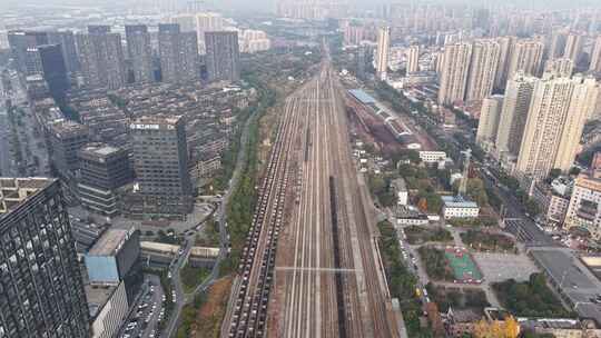 铜陵城市建设高空视角下的湖景与建筑景观