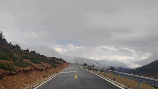 自驾游四川甘孜木雅圣地景区秋色风光