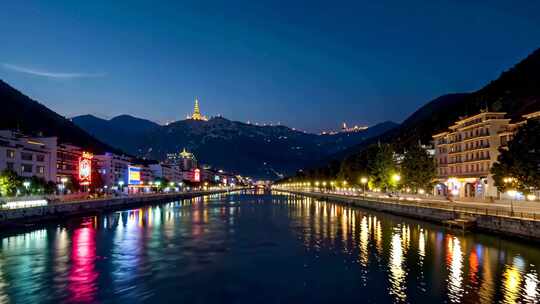 城市河流夜景全景