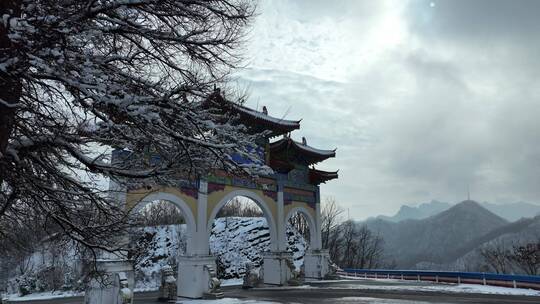 白云山雪景云海山峰航拍