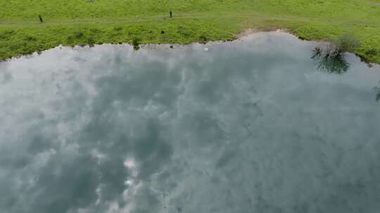 矿泉水沟夏季原始森林湖泊素材4k30p