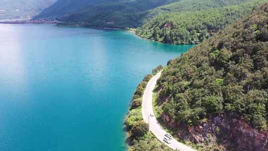 环湖公路及湖光山色