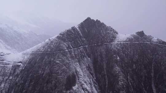 青海祁连山达坂山雪山航拍