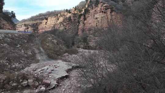 山 山路 山上 航拍 崎岖 陡峭