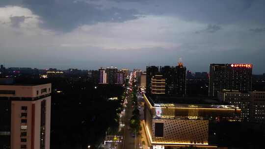 航拍淄博城市夜景柳泉路视频素材模板下载