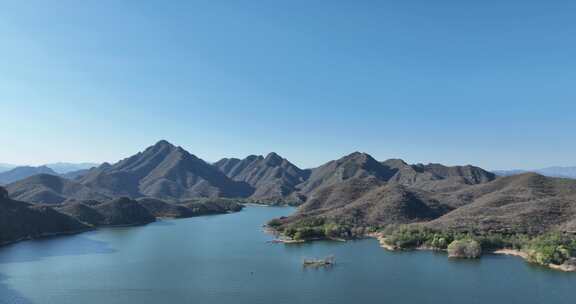 水库青山绿水自然风景