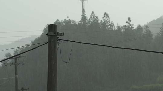 雨天山林电线杆视频素材模板下载