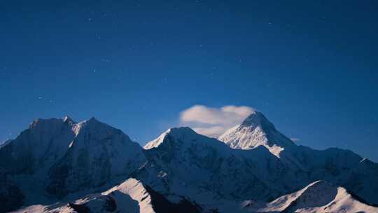 贡嘎雪山星空到日出延时