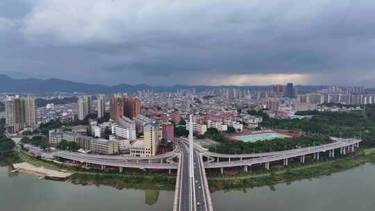 航拍福建龙岩上杭县县城汀江大桥