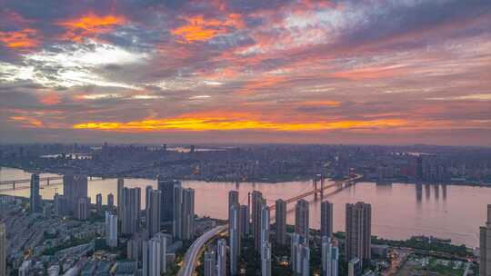 中国武汉两江四岸城市地标风光