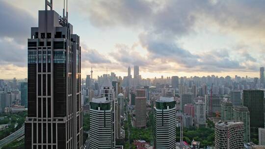 上海商业圈建筑风光航拍香港广场