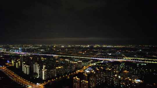 苏州东方之门文化艺术中心金鸡湖夜景