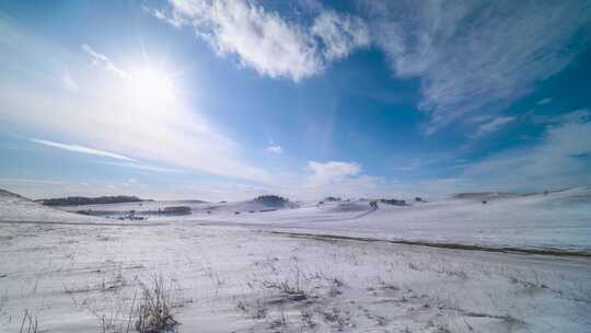 冬季内蒙古乌兰布统蓝天白云雪景