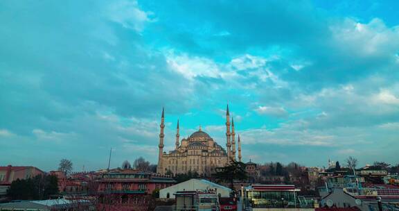 风云变幻的伊斯坦布尔的清真寺
