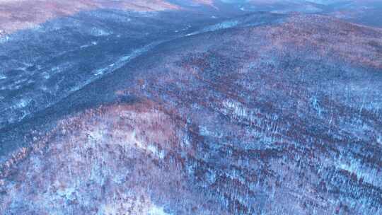 航拍大兴安岭林海雪原暮色