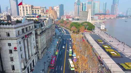 上海外滩南京东路航拍车流人流黄浦区风景城