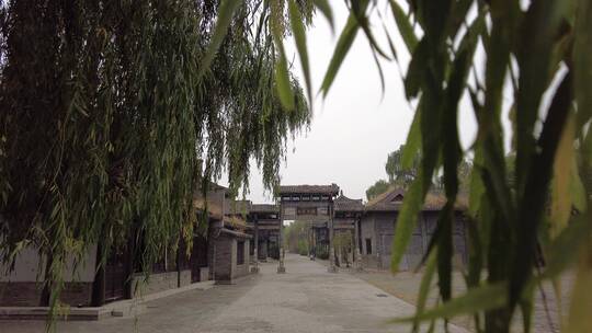 荒废古建筑古街道